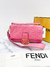 Imagem do Bolsa Fendi Baguette FF Embossed Large Light Pink