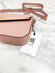 Bolsa Gucci GG Embossed Crossbody Light Pink