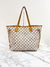 Bolsa Louis Vuitton Neverfull MM Damier Azur - Brechó Closet de Luxo