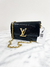 Bolsa Louis Vuitton Pochette Louise Epi Leather Preta - MICROCHIPPED - loja online