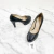 Sapato Chanel CC Cap Toe Chain Pump Logo Preto 35BR