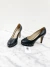 Sapato Chanel CC Cap Toe Chain Pump Logo Preto 35BR na internet