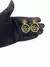 Brinco Gucci Double G Lion Head Snap Earrings na internet