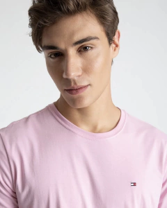 Camiseta Tommy Hilfiger Básica - comprar online