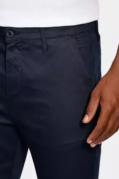 Calça Aramis Chino Marinho - comprar online