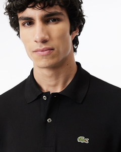 Polo Lacoste Classic Fit Preta - comprar online