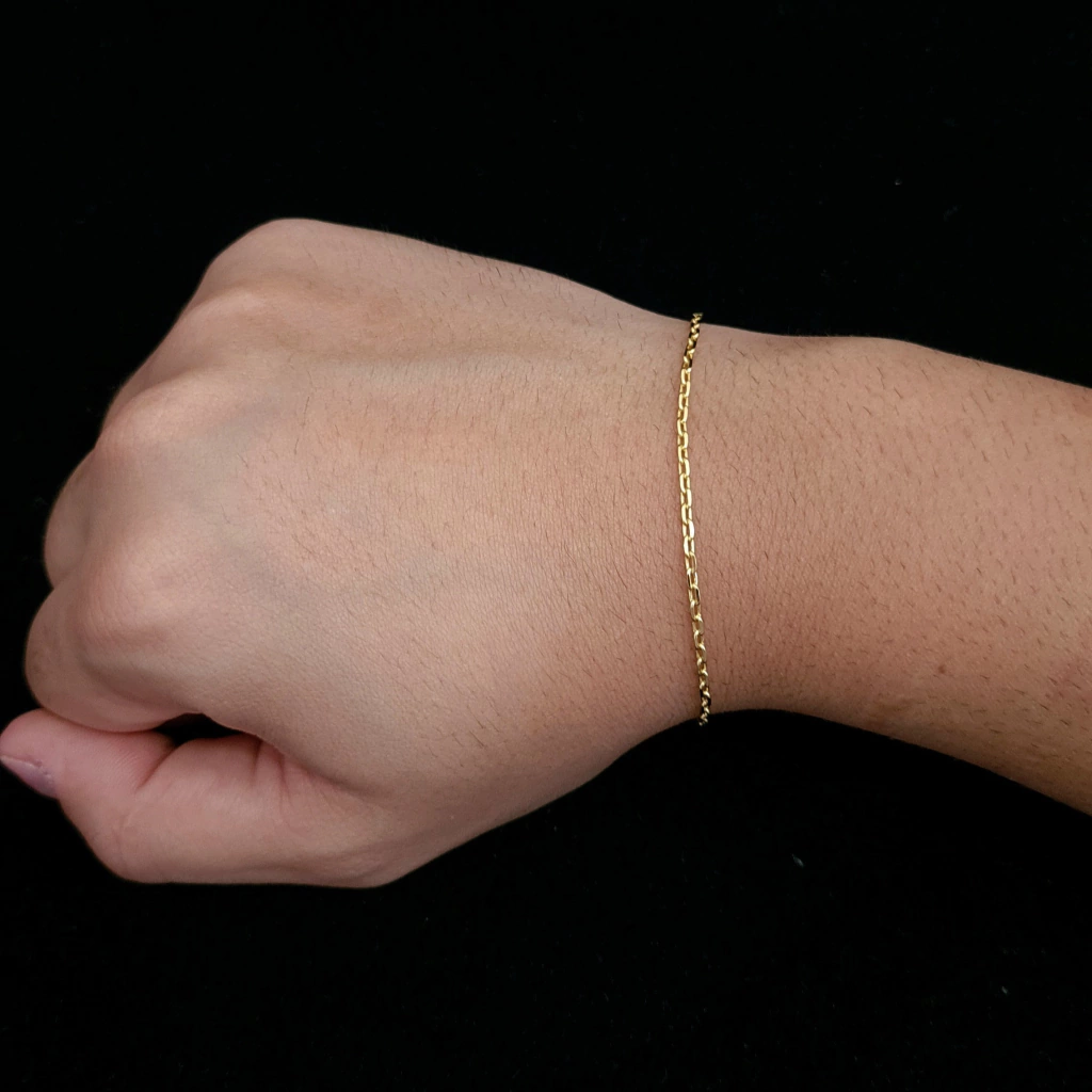 Pulseira Cartier Cadeado 2mm (Fecho Tradicional c/ marcação 18K)