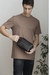 Neceser de cuero full grain curtido vegetal, negro. Ideal para llevar elementos de baño e higiene personal
