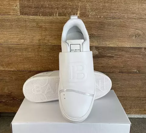 BALMAIN SLIP ON BRANCO