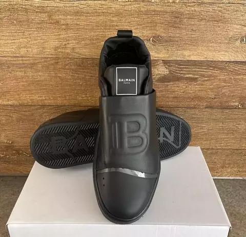 BALMAIN SLIP ON PRETO