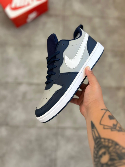 NIKE BOROUGH CINZA E AZUL