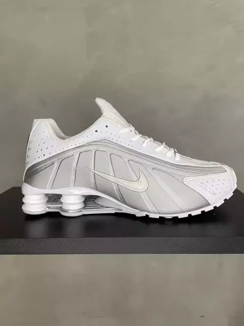 NIKE SHOX R4 BRANCO PRATA