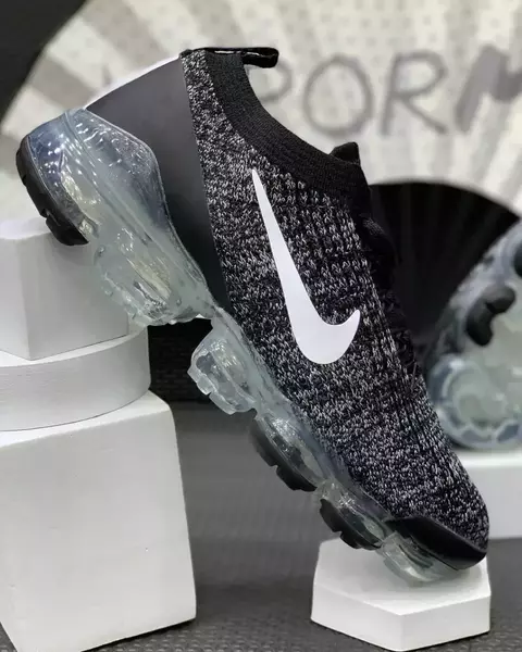 NIKE VAPORMAX FLYKNIT 3.0 OREO