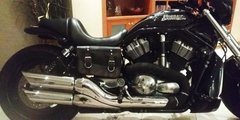 Alforja Solitaria Harley Davidson V-Rod - tienda online