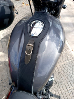 Imagen de Corbata de tanque Royal Enfield