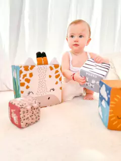 Imagen de Cubos Soft Apilables *Afrika* (Set x 5 bloques)