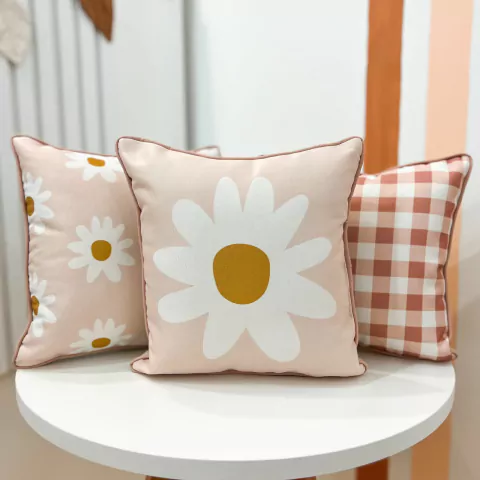 Trío Almohadones Margaritas (28x28)