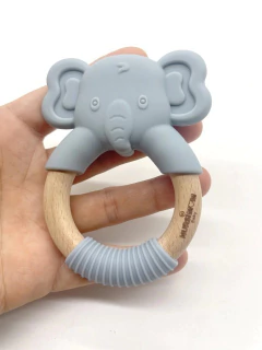 Mordillo Elefante de Silicona - Celeste en internet