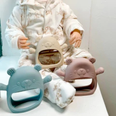 Mordillo Castor Silicona - Celeste - Coco House Kids