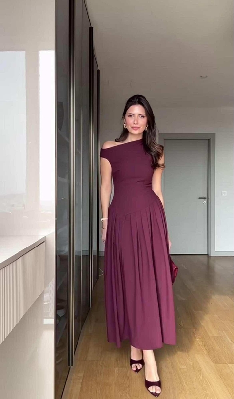 Vestido Gola Assimétrica Cod 254