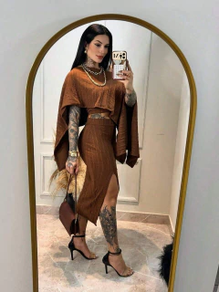 Conjunto 3 Peças Capa + Top + Saia Midi DL 9805 - Dally Modas