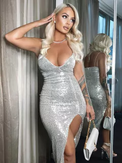 Vestido De Paetês Com Fenda DL 246 na internet