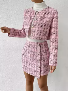 Conjunto Casaco e Saia com Botões DL 9867 - Dally Modas