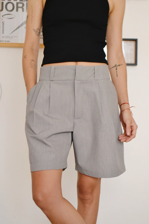 Bermuda Sastrera Gris - comprar online