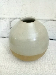 Florero Gres de ceramica bicolor - La Fabricana