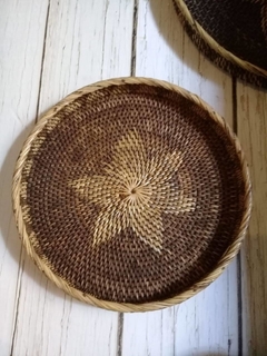 Bandeja de rattan flor - Medidas S - M - L - comprar online