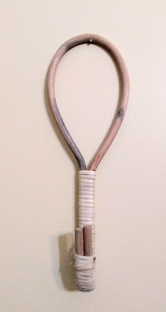 Perchero lazo de rattan - Medida 33 cm
