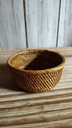 Cestita redonda de rattan Halus en internet