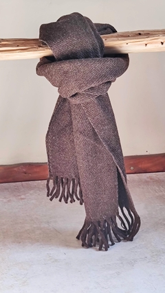 Bufandon de lana de llama frizada chocolate - comprar online