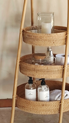Rack stand triple de rattan - comprar online