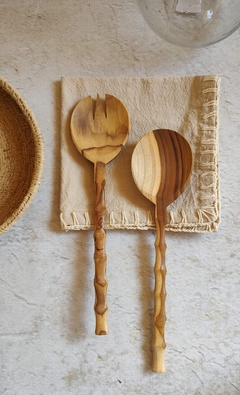 Juego de tenedor y cuchara de madera para ensalada torneado