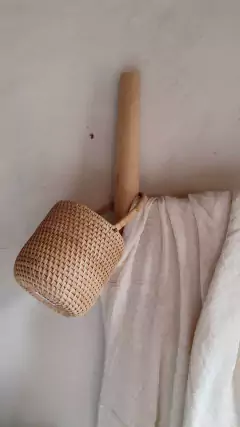 Canastita de rattan con manija - La Fabricana