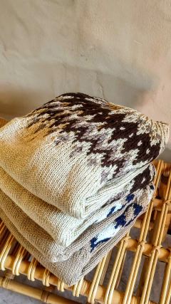 Sweater Manuela beige y chocolate