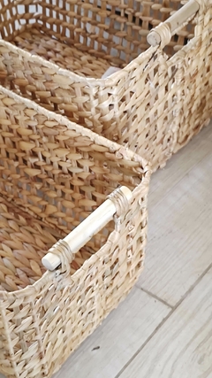 Imagen de Caja Jacinto con asas de madera