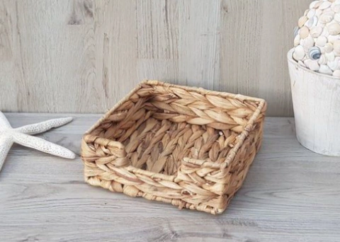 Servilletero de palma 18 x18 x 7 cm de altura