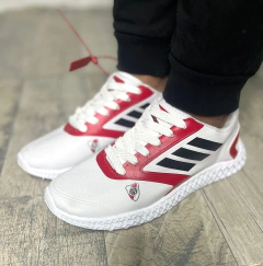 ADIDAS PRETADOR RIVER - comprar online