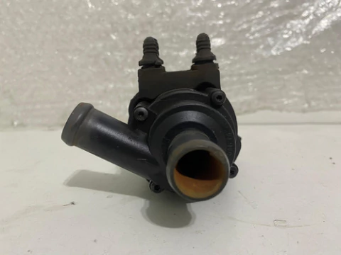 Bomba Água Auxiliar Vw Amarok 2.0 2012 A 2016 Original