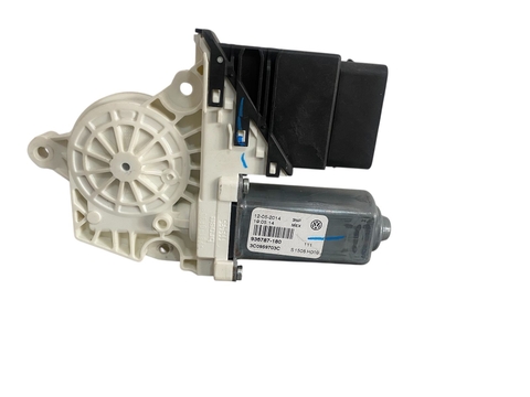 Motor Máquina Vidro Porta Traseiro Direito Vw Jetta 2015