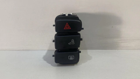 Botão Pisca Alerta Desembaçador Trava Porta Vw Up 2015/2020