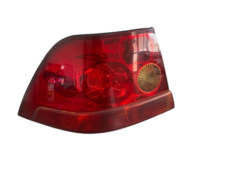 Lanterna Traseira Esquerda Do Vectra Sedan 05/11 43250748
