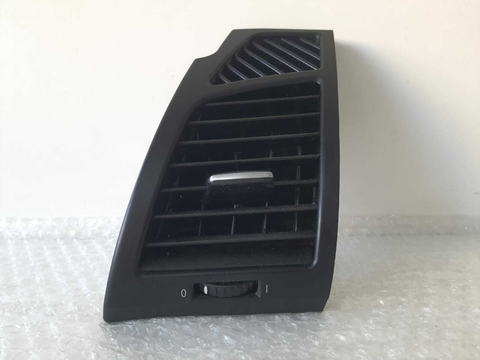 Difusor De Ar Esquerdo Bmw 118i 120i 2007/2010 Original
