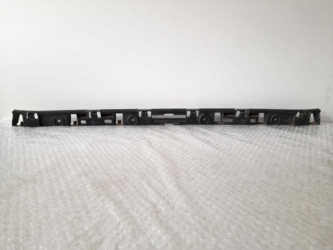 Guia Suporte Parachoque Traseiro Vw Jetta 2011 14/ 5c6807863