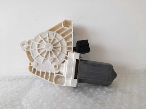Motor Vidro Elétrico Traseiro Direito B180 B200 07/11 Orig. (cópia)