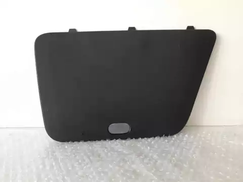 Tampa Porta Objeto L.D Chevrolet Tracker 2017/2019 Orig