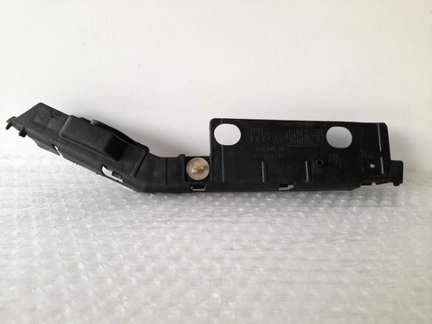Suporte Guia Parachoque D.D Gm Captiva 2008/2011 - Original