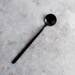 CUCHARITA TOTAL BLACK